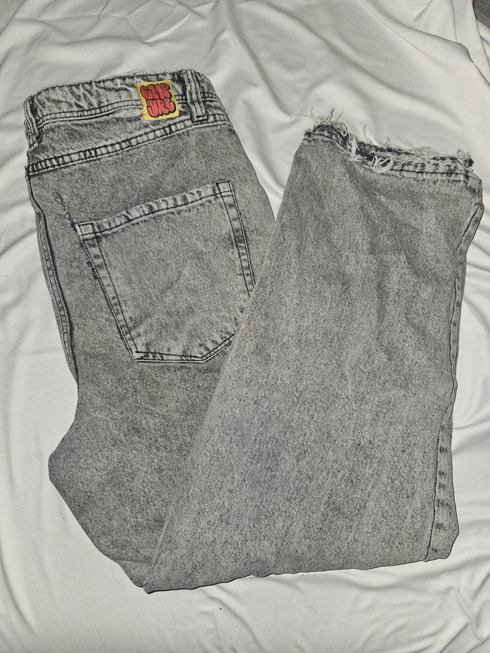 Empyre Acid-Wash Gray Relaxed Fit Men’s Jeans with Raw Hem